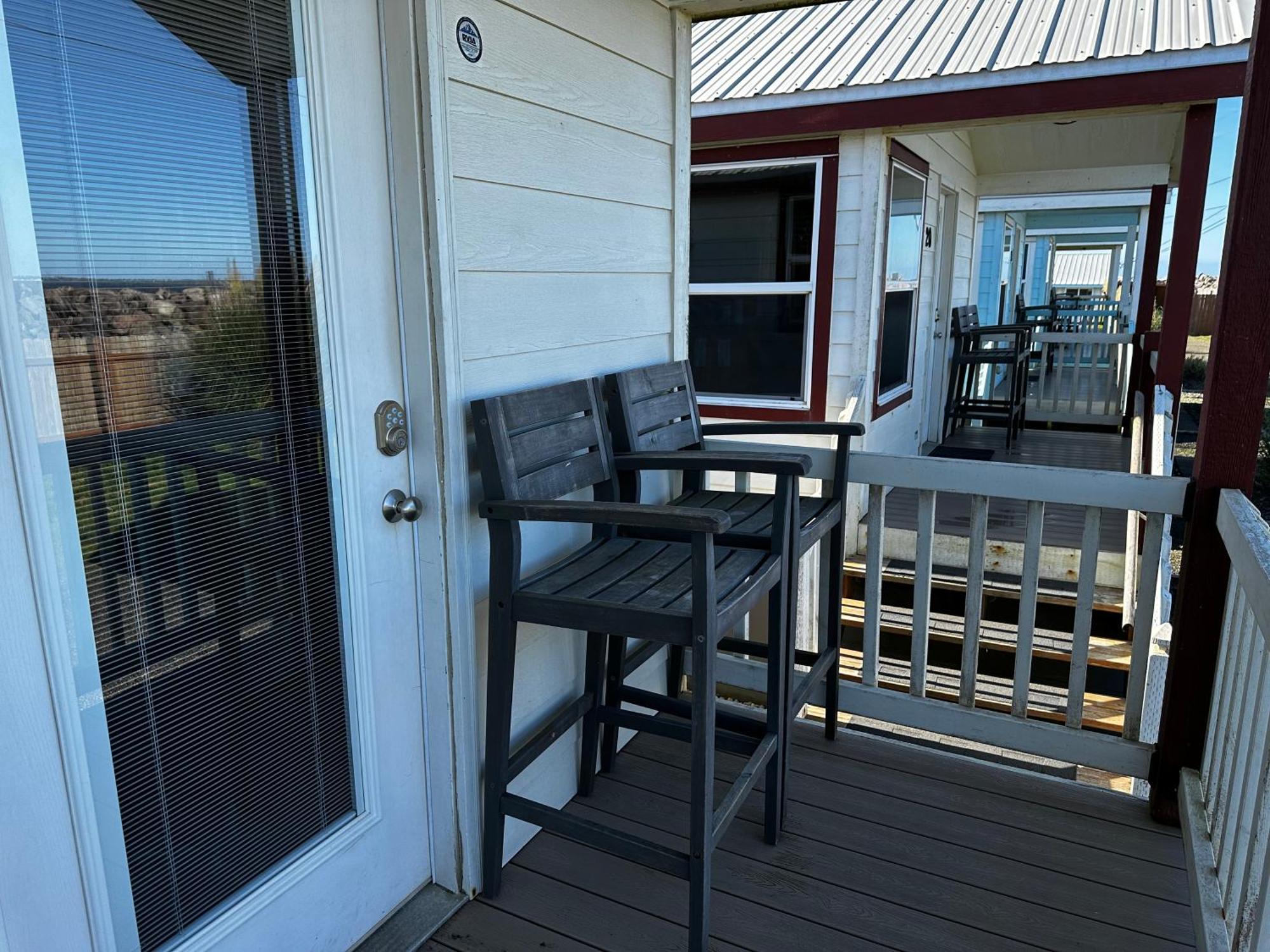 Westport Marina Cottages Exterior foto